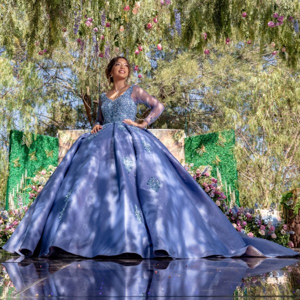 GLAUDI Quinceañeras