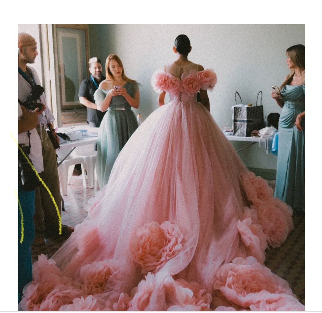 GLAUDI is featured in Vogue while presenting in El Salvador National Palace